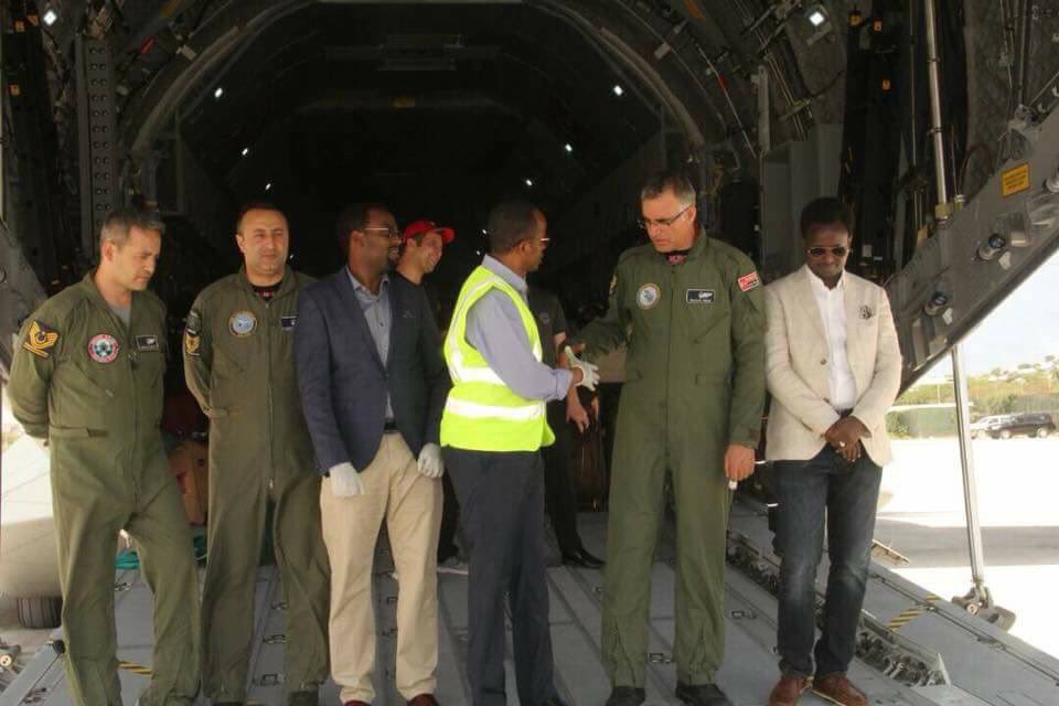 BintiLohow's tweet photo. @ThabitMhd showed great solidarity & sympathy. took a bravery act footed frm #konis 2 #zope without fear,will prevail &perish shabab tgther https://t.co/qrUghWt9cG