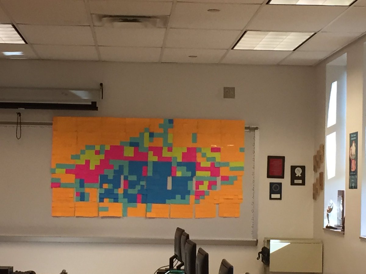 beth_stoudt's tweet photo. Epic fail on post it activity. Was supposed to be a cat in a donut. #csTeacher #grit https://t.co/qTRDhzGmBh