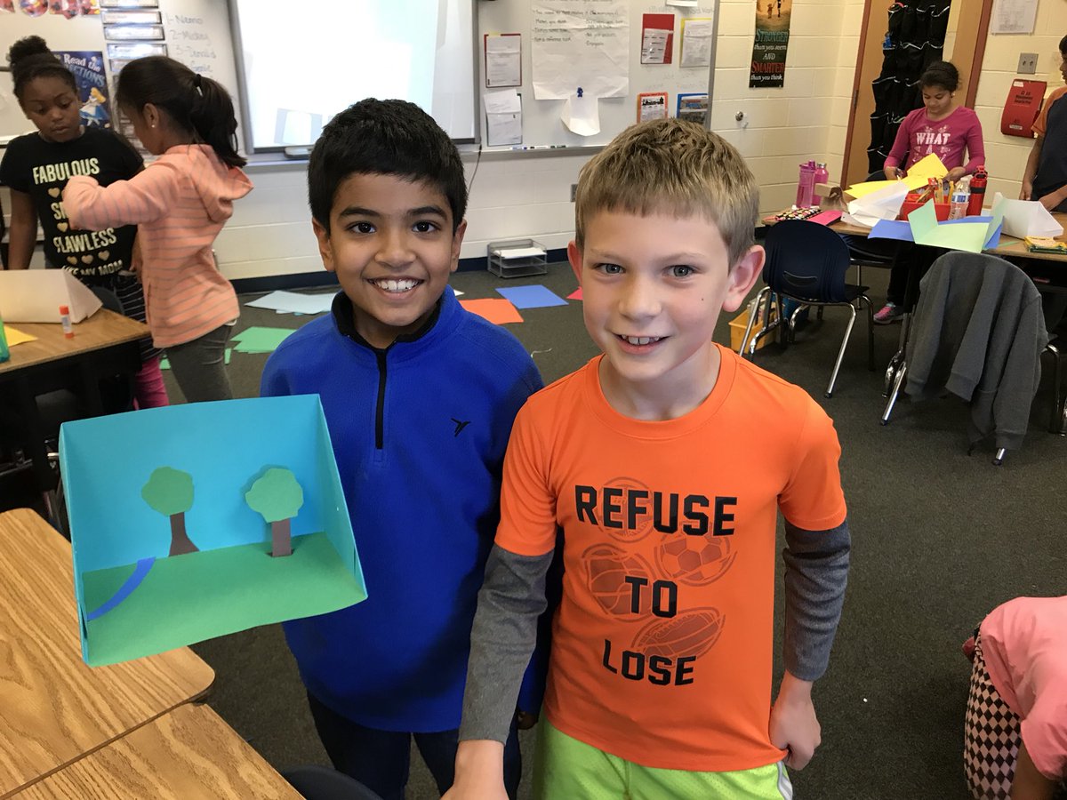 FESColantonio's tweet photo. Making ecosystem dioramas from yesterday’s research! #investigating #3rdgraderocks https://t.co/RXOFPS0Myh