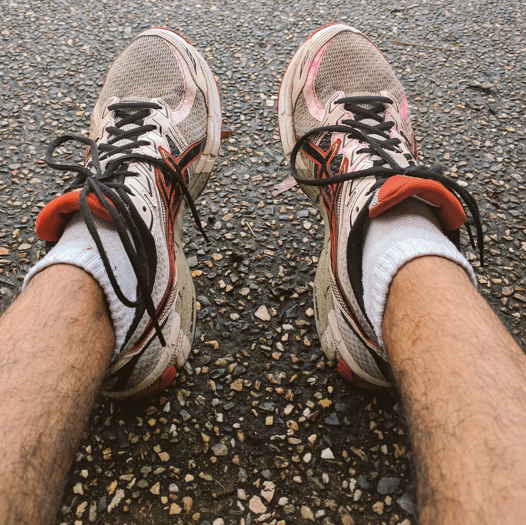 EffectualLeader's tweet photo. #Running 5k this morning to burn calories gained last night while finding out who's #JamesBoag 😋 https://t.co/YxuZrHftb0