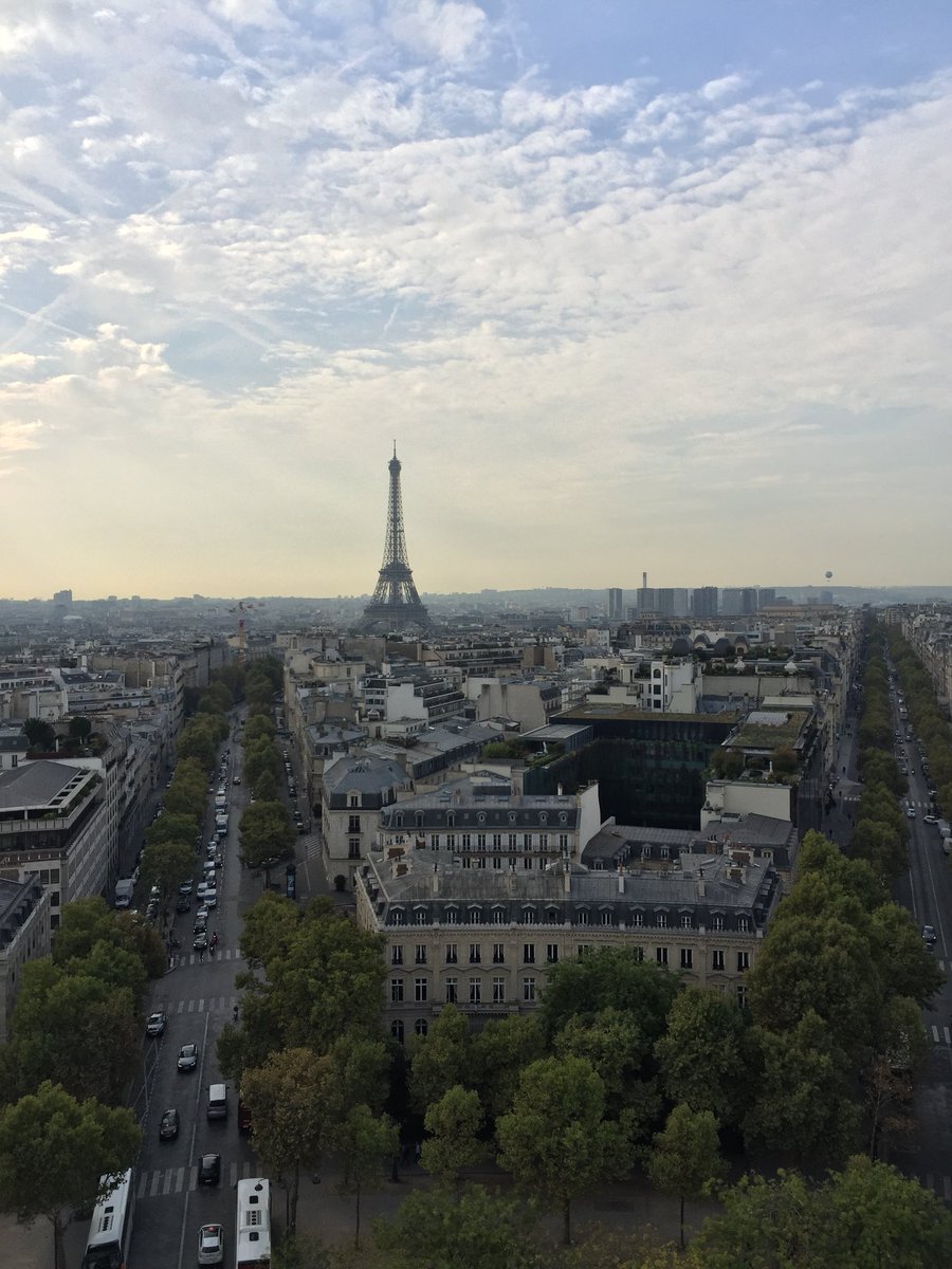 RyanBagnall's tweet photo. Paris was so mesmerising! Truly unforgettable. 🇫🇷💶🍁🥐🐌🐸🇫🇷😍 https://t.co/hnBEuTJAUX