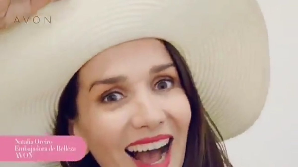 JuntosxNatalia's tweet photo. #NataliaOreiro para #Avon https://t.co/cEhTqleWId