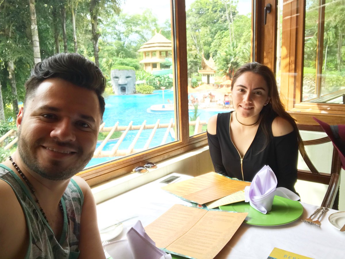 Nos encanta venir a #Hostales del @IRTRAfelicidad Gracias por consentirnos 😁❤️