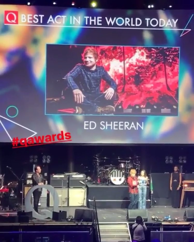 edsloudestcrowd's tweet photo. "Best Act In The World Today" ❤️ #QAwards2017 #EdSheeran #GetWellSoonEd #Sheerio https://t.co/WufPjNgUw2