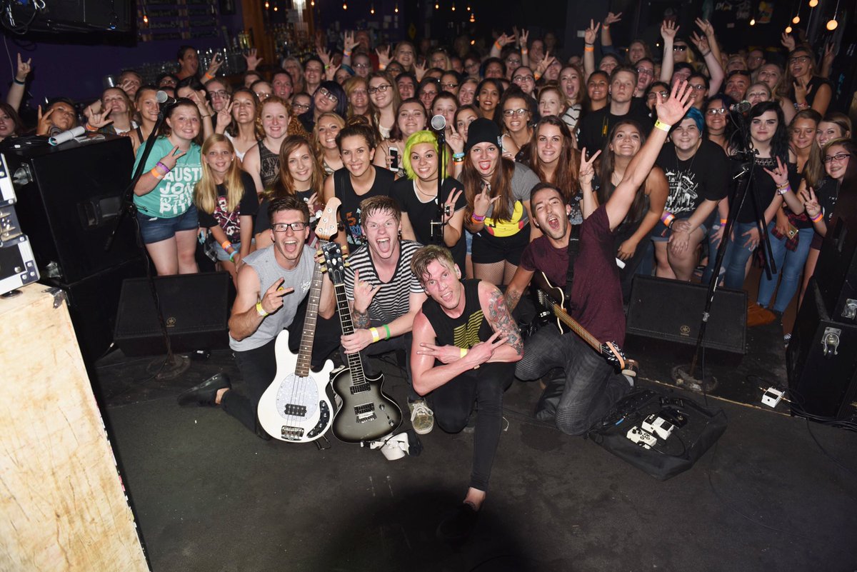 makeouttyler's tweet photo. Missing all you guys in Ohio! Any of you coming to see us on 12/8?? https://t.co/tPmbvFLNp8