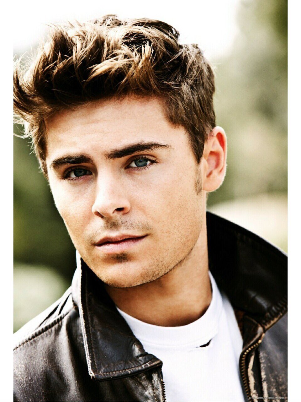 Hoy cumple 30 años Zac Efron me siento vieja   happy Birthday 