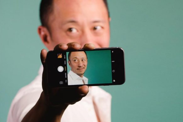 LeadSimple's tweet image. Consumers are hungry for video - bit.ly/2hZVi8f