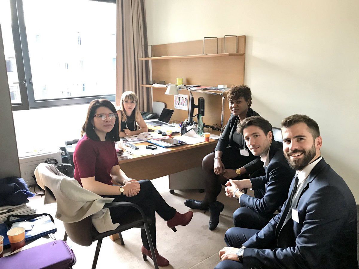 Déjeuner, travail, échanges aujourd’hui à <a href="/AssembleeNat/">Assemblée nationale</a> avec <a href="/JCE_Montpellier/">JCE Montpellier</a> dans le cadre de l’action nationale #ParlemEntreprise