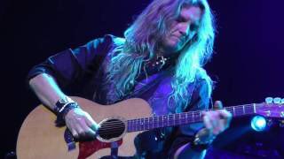 marieboscia's tweet photo. It's #WSWednesday once again Happy day all!💜🎼🎤🎸🐍 #WhitesnakeForevermore #PurpleTourMemories https://t.co/Va8nDjAXFk https://t.co/11Hdk3U0fU