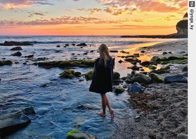 HealthReviewsCo's tweet photo. I live for nights like this ππ
π #seashellhunting #yoga #yogini #yogalife #namaste https://t.co/SPJwznUpD5