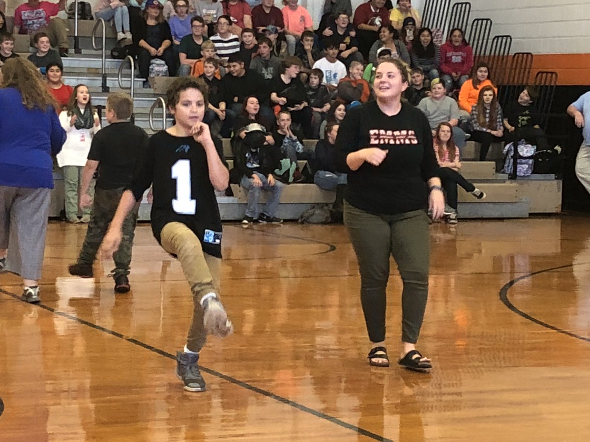 EMMS_McDowell's tweet photo. EMMS Student/Teacher Dance Off https://t.co/m5a6VDLXAC