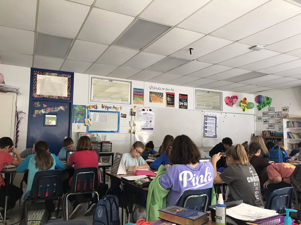SJonesELAR's tweet photo. Students highly engaged in writing their "spooky stories"! Can't wait to read them! @whatsnewatrjh @robinsonisd https://t.co/rqrxtQpNdR