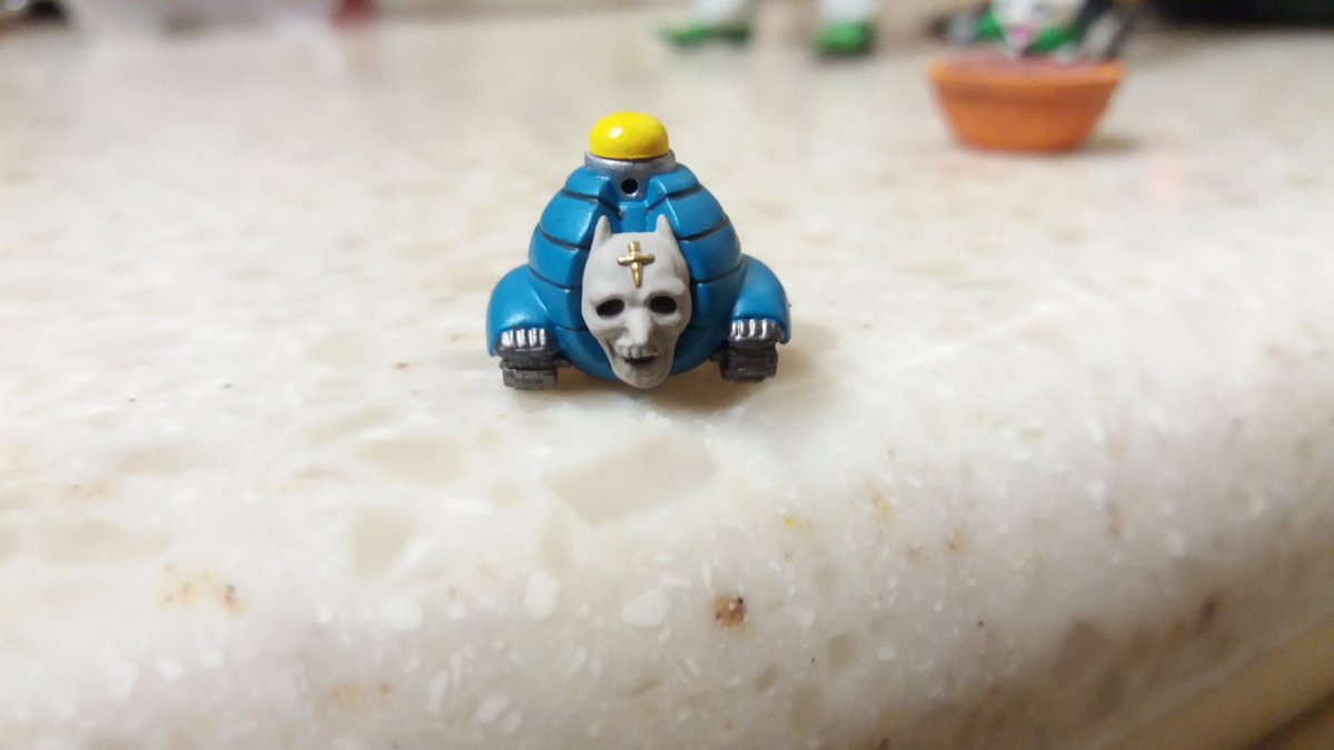 SWsSilverhammer's tweet photo. Its a tank, but a small tank. And it has a skull on it, And can talk to people. https://t.co/xSE1yBgI1x