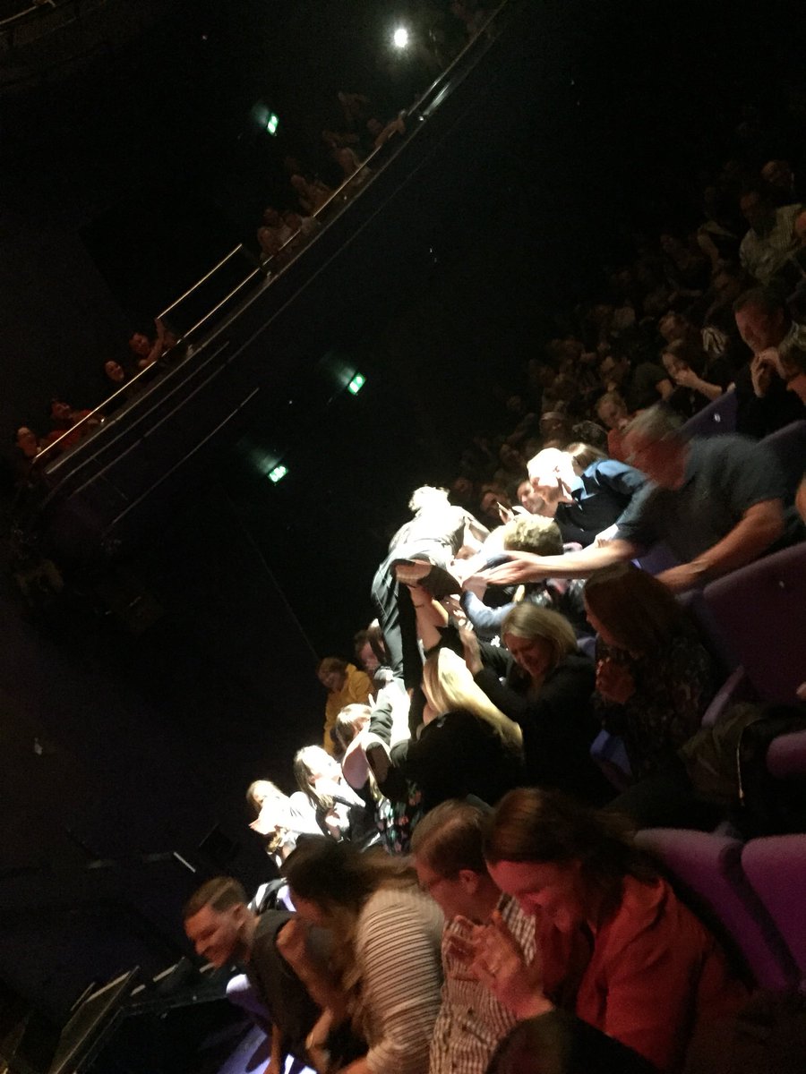 Emma_Jones90's tweet photo. @joeldommett three rows is better than none #psirus https://t.co/PDji9k0IGv