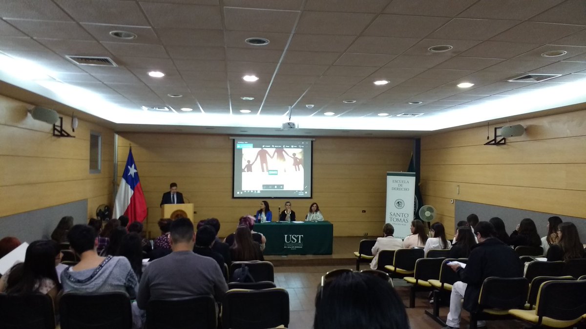 DerechoUST's tweet photo. Iniciando el conversatorio sobre los derechos de infancia organizado por la Escuela de Derecho .@SantoTomas_ST Viña del Mar https://t.co/debgBigMa3