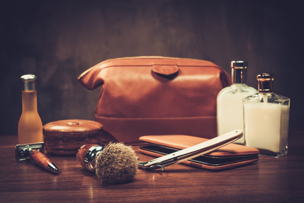 vanderhagen's tweet photo. Here are some useful tips for wet shaving if you're female https://t.co/qNzTQuL5BB #wetshave #benefits #vdhshave #myuniversalvip #shavetips https://t.co/97tp39K7iv
