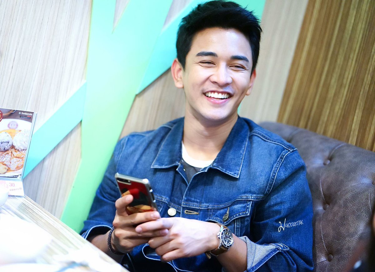 รูปค้างสต็อก  ยิ้มของเธอ คือ ยิ้มของฉัน  #gunnapat