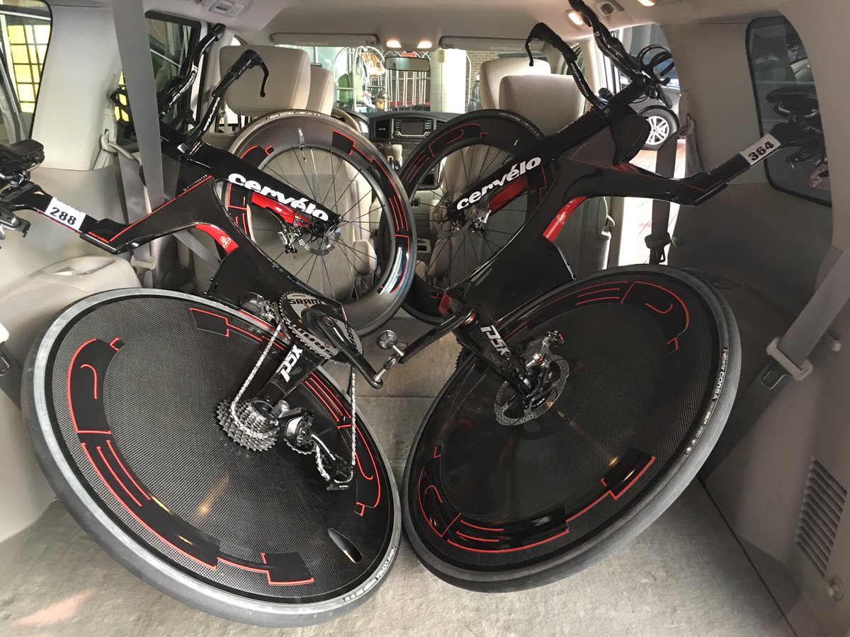 triguyben's tweet photo. @VeloZoomMobile comes thru again!  Thanks for the post race same day reassemble service!!! https://t.co/ljAyeq12Cl