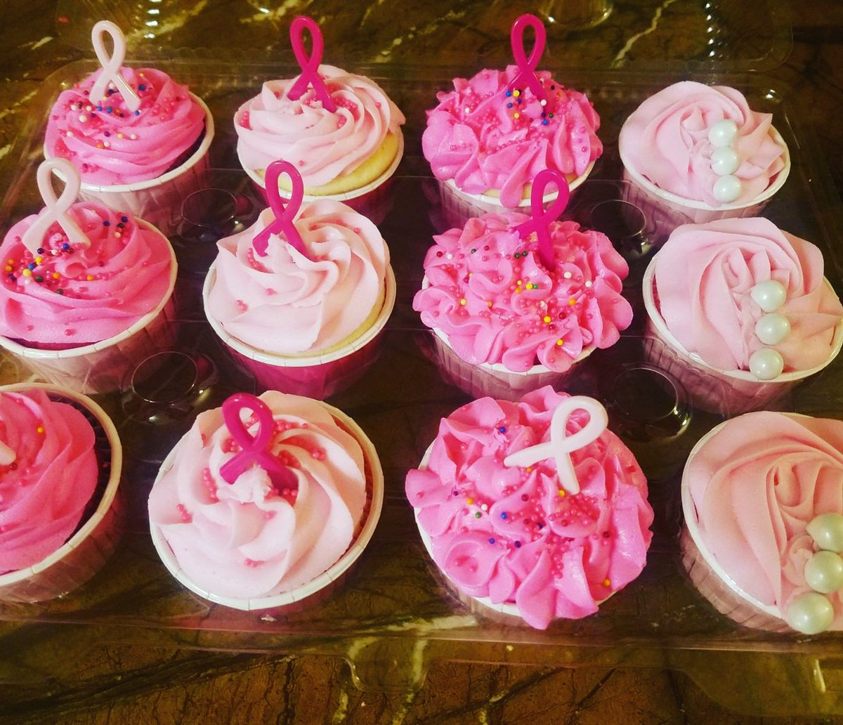 BryeCupcakes's tweet photo. #BryeCupcakes #CupcakeLovers #BreastCancerAwareness #OrderABox for someone you love https://t.co/p60oTNShfn