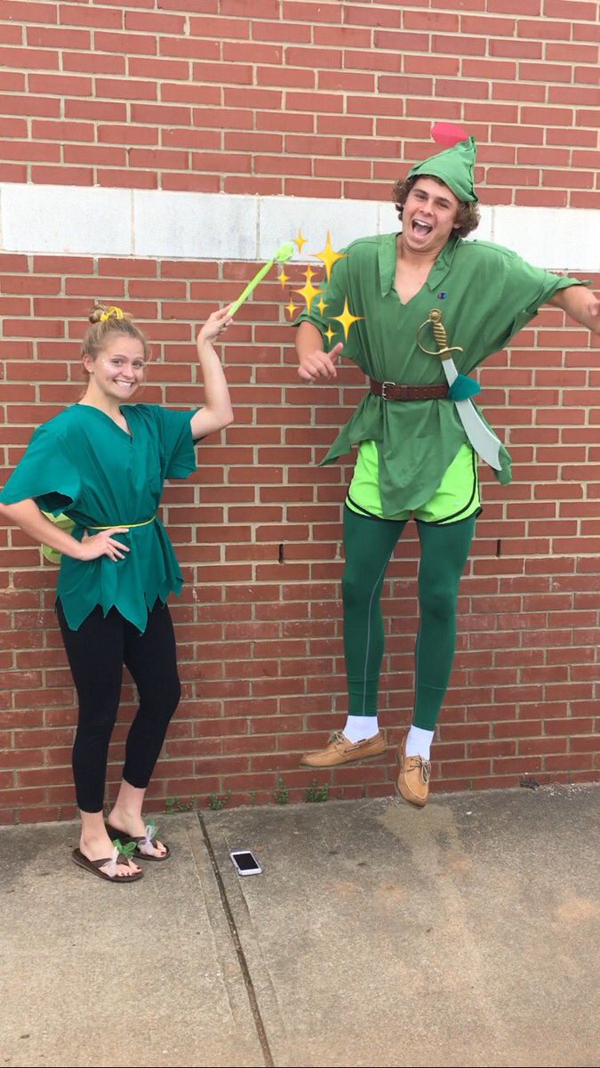 _tysonriley's tweet photo. Never really got to post all these sooo.. !!!! My heart💖💖💖💖 #Hoco https://t.co/QmkuSMxZtt