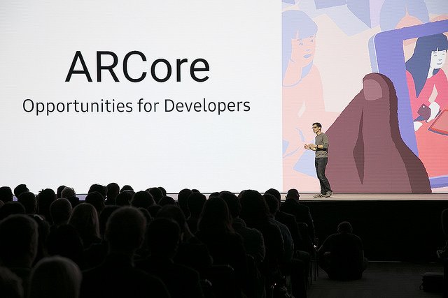 benwood's tweet image. Notable updates at Samsung Dev Event. Smart Home efforts to use single brand "SmartThings" (note no Samsung) &amp;amp; adoption of ARCore #SDCC2017