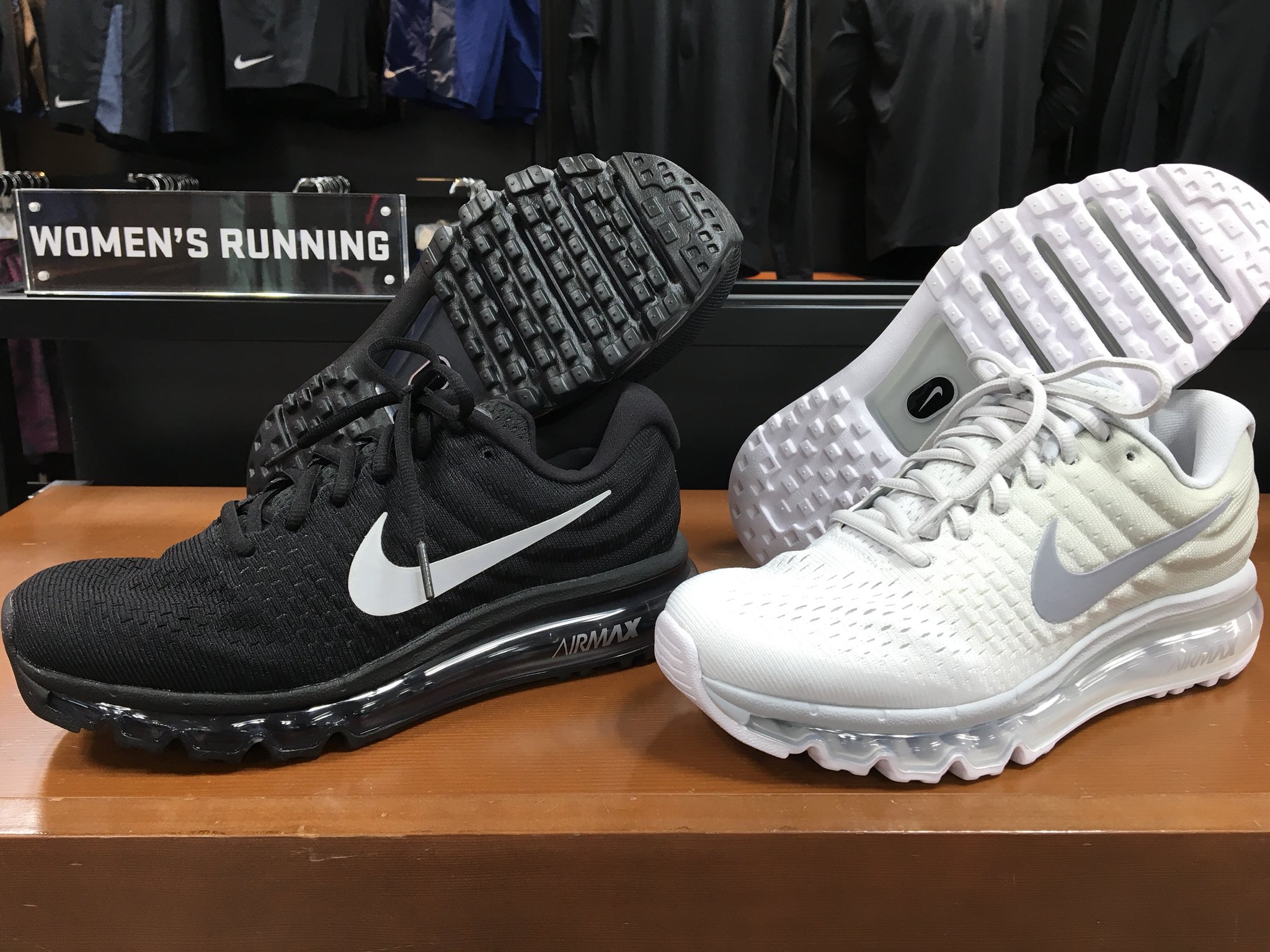 Nike am 2017 hotsell