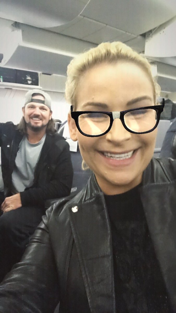 NatbyNature's tweet photo. ✈️☁️🙌 🇦🇷Argentina!!!!!! #WWELive oh hi @AJStylesOrg 🤓 https://t.co/pcyeWCDFI0