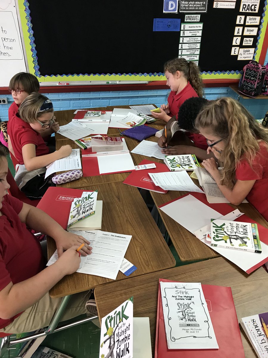 Taylor3rdGrade's tweet image. Literature Units! Ask your child which book he/she is reading. Lots of fun in 3rd Grade! @reid_school