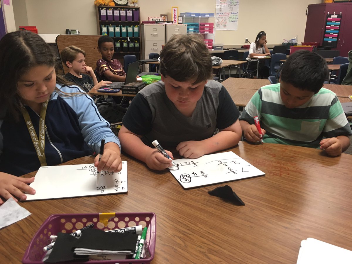 SchulerIsCooler's tweet photo. Working hard in small group! #passclass #2yearsin1 #wecandothis #cryarpass #cryarisgreat @CryarCats https://t.co/suWv2fEt3W
