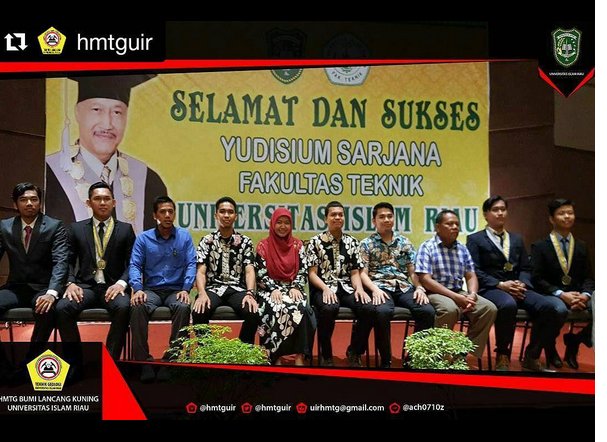 Selamat sukses kepada para Sarjana kita. Langkah yang kalian tempuh tinggal sedikit lagi untuk meraih kesuksesan.

LATEPOST