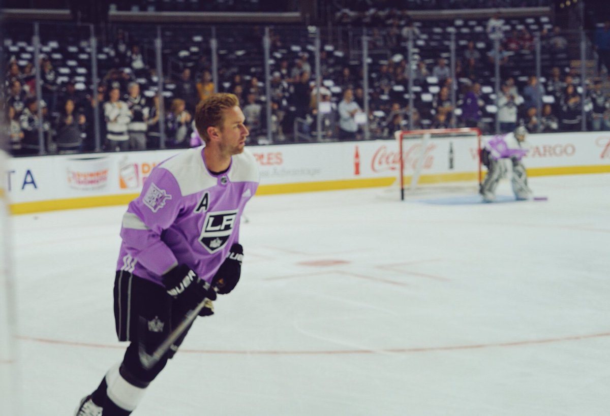 la kings hockey fights cancer jersey