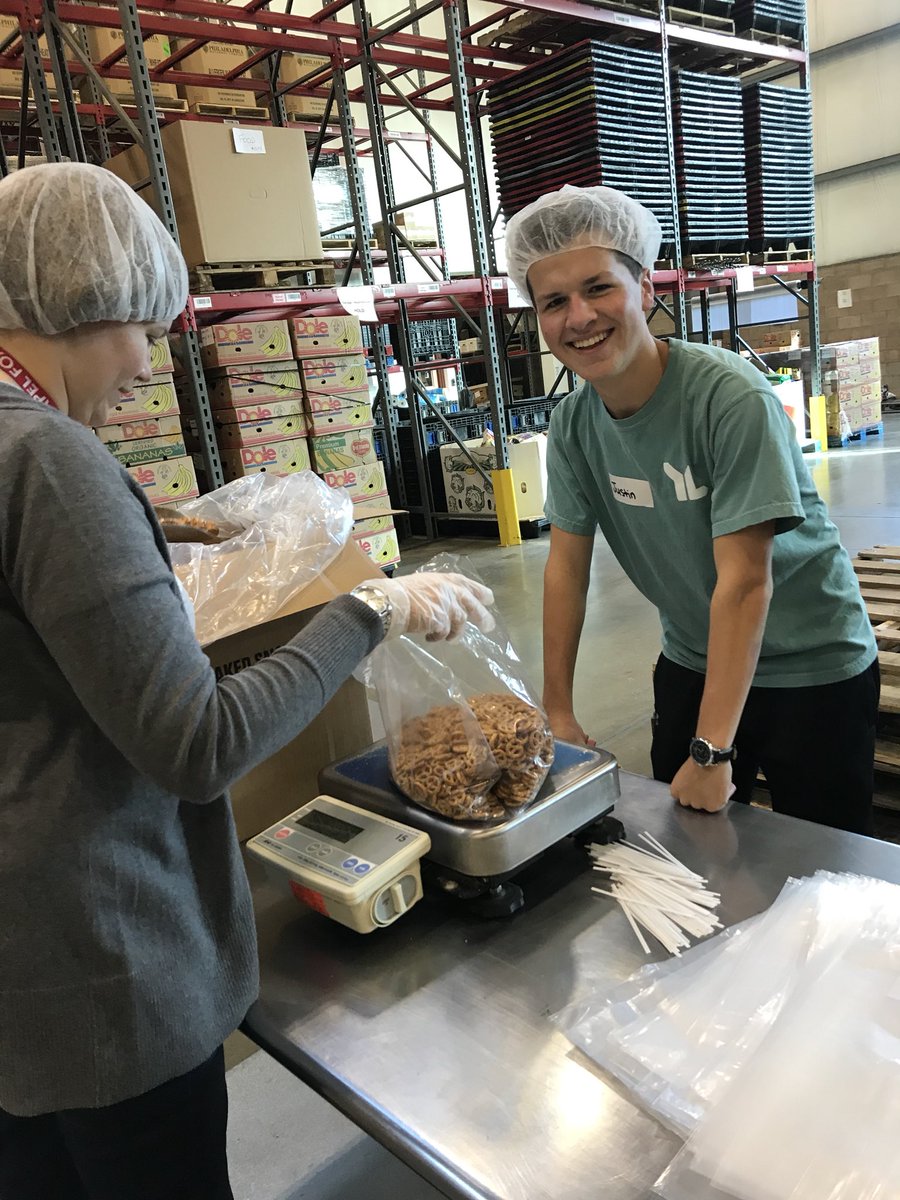 FCstugovt's tweet photo. Community Outreach’s favorite food?? Pretzels!! We had a blast volunteering at the Greater Pittsburgh Community Food Bank on Monday. If you’re interested in service like this, pop into the activities office for more information!! #hairnets https://t.co/JGJTnFg3m6