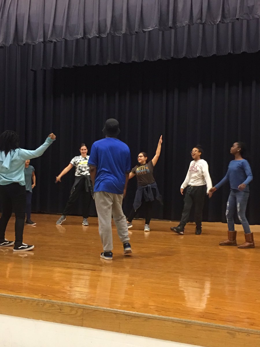 TamCampbell_CP's tweet photo. Briggs Chaney #ExploreCreateConnect learning new dances https://t.co/FUTPm6ks27