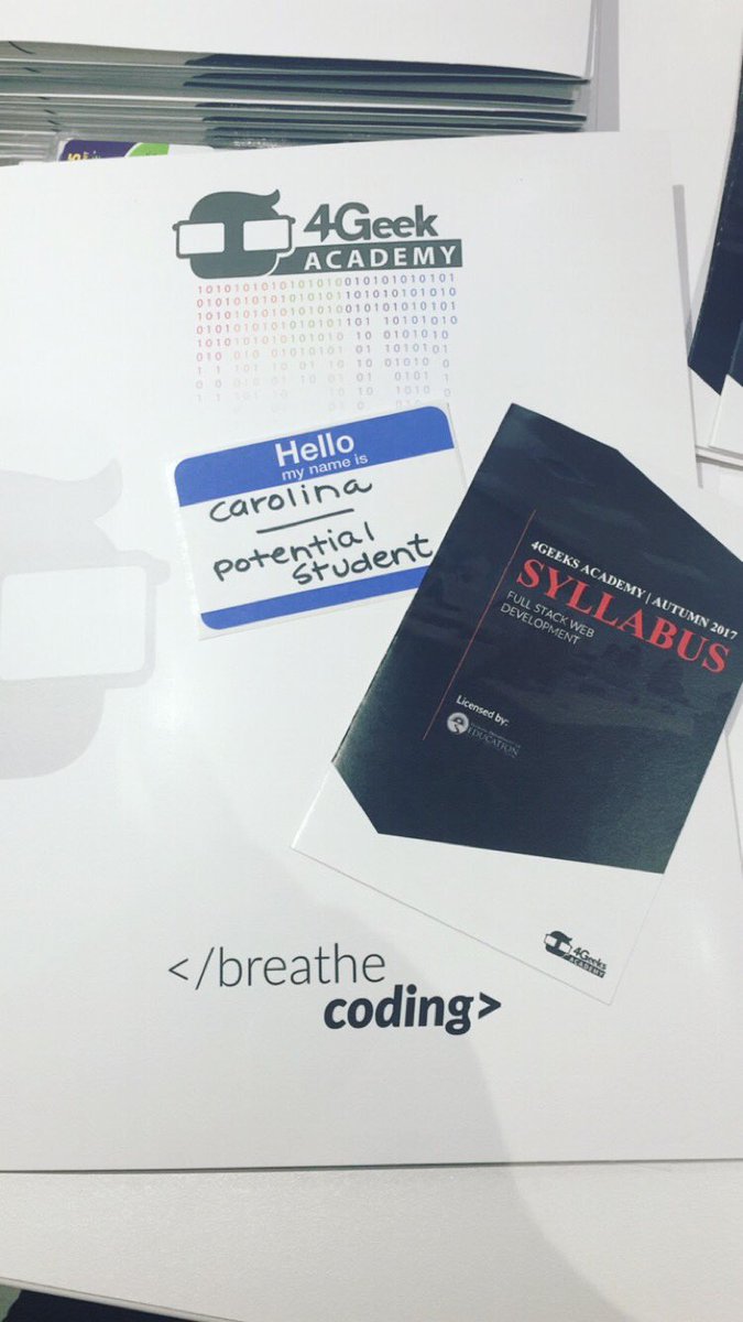 StartHubMiami's tweet image. Things are getting warmed up for the @4GeeksAcademy launch &amp;amp; #IntroToCoding