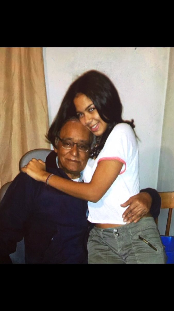 _maybeitsgabby's tweet photo. My 16th, 17th and 18th bd all well spent cause I was with you ❤️ love you daddy #10:50 https://t.co/C9dGbWXj6W
