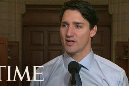 RepostQueen's tweet photo. #JustinTrudeau Breaks Down Remembering Gord Downie: ‘Gord Was My Friend’ https://t.co/xrQgiext7e #RepostQueen #BreakingNews #GordDownie #RQ https://t.co/YtApxEiUxc