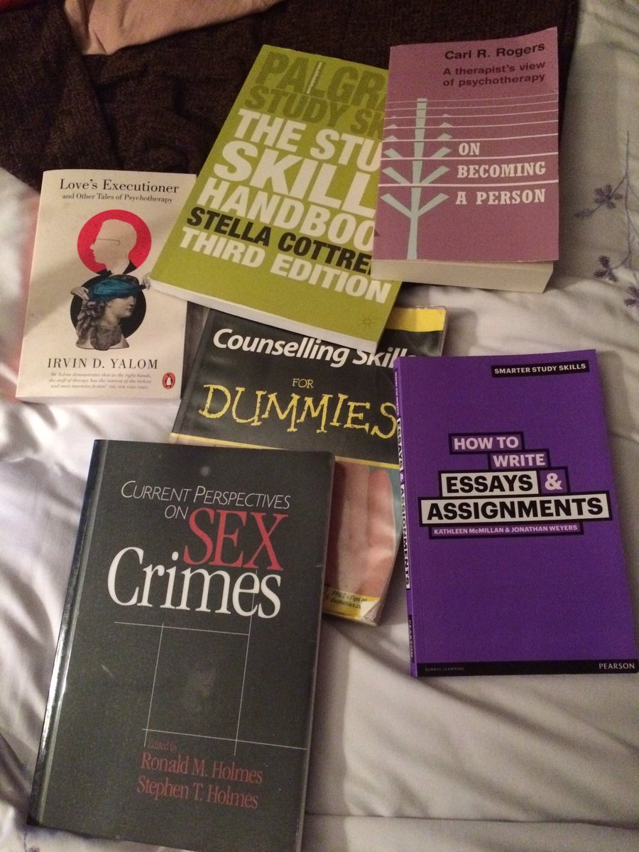 KOVELSKYS's tweet photo. #thatstudentlife https://t.co/rqKdbUKp3M