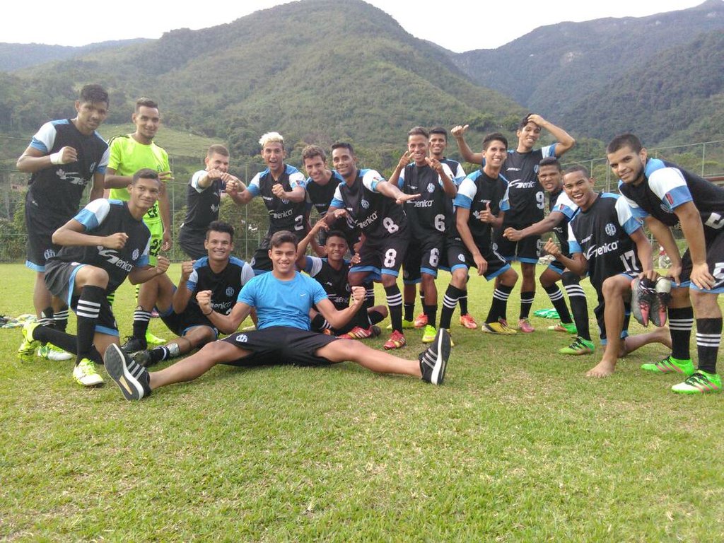 Gran victoria en #LosMontillas | <a href="/AtleticMerida/">Atlético Mérida FC™</a> 2 | 5 #PetrolerosDZ | #TerceraDivision #Clausura2017 #Merida