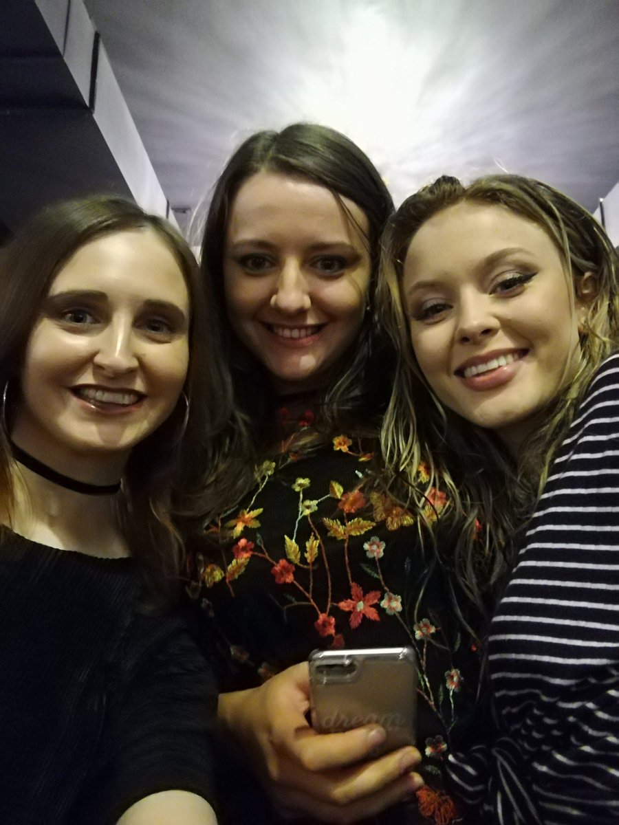 JUST MET ZARA <a href="/zaralarsson/">Zara Larsson</a>