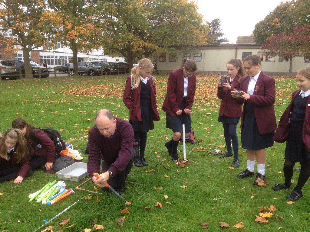 dgs_science's tweet photo. Launching rockets on the field for #WSW2017 - 2 rockets went over 100m! https://t.co/La6IuU113v