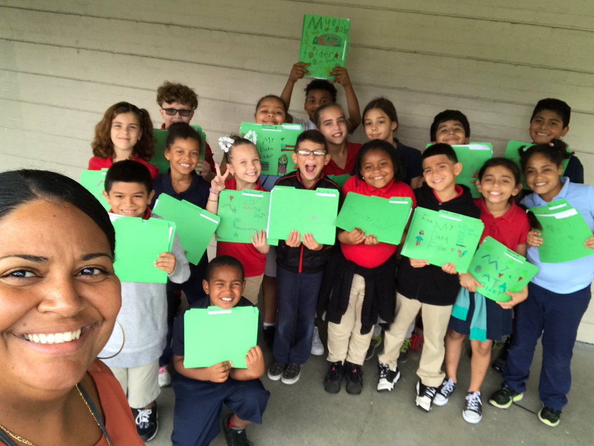 Mendenhall_ES's tweet image. School wide data chats were a huge success! Students are reaching their goals! #datachats #goalsetting