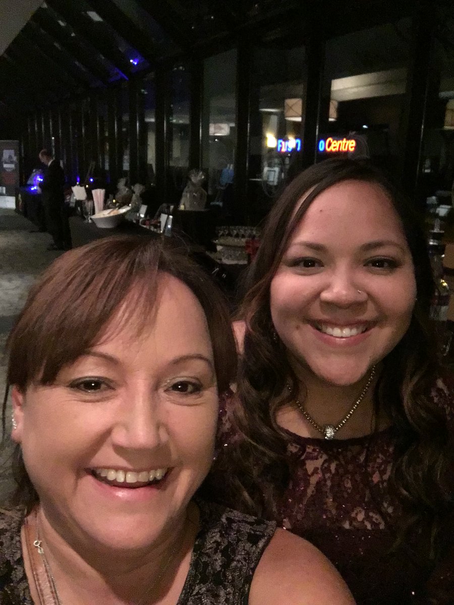 _DAHC_'s tweet photo. Some #latepost photos from the #OctoberMoonGala last night... #Indigenous #Health #IndHealthCon https://t.co/7vUsPSszqo