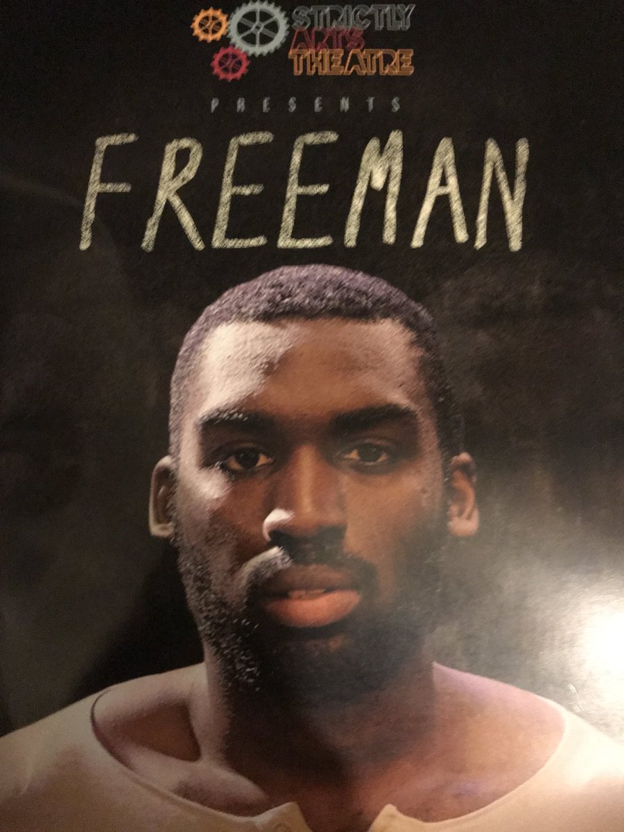 DoreeneBStock's tweet photo. @rosebruford #Grad2015 Deliriously #Proud of My Niece’s Performance @kimishalewis This Auntie’s Heart was Full ❤️ #Freeman @StrictlyArts Grt https://t.co/VChn2SIN1b