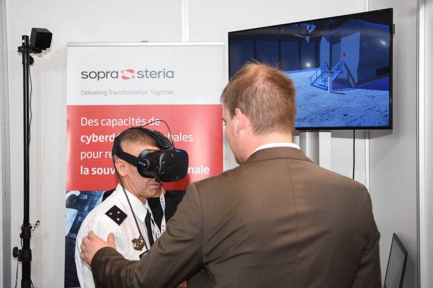 duclos_caroline's tweet photo. Sopra Steria Group au service de la performance du MCO #FED2017 #SIMMT #SIMMAD #DGA @SopraSteria_fr @CIMPA_PLM https://t.co/UfHuKiOK74
