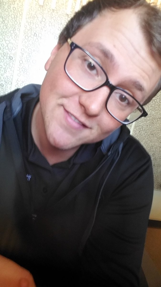 TuhMark's tweet photo. #werklife https://t.co/LNfnoZrg0S
