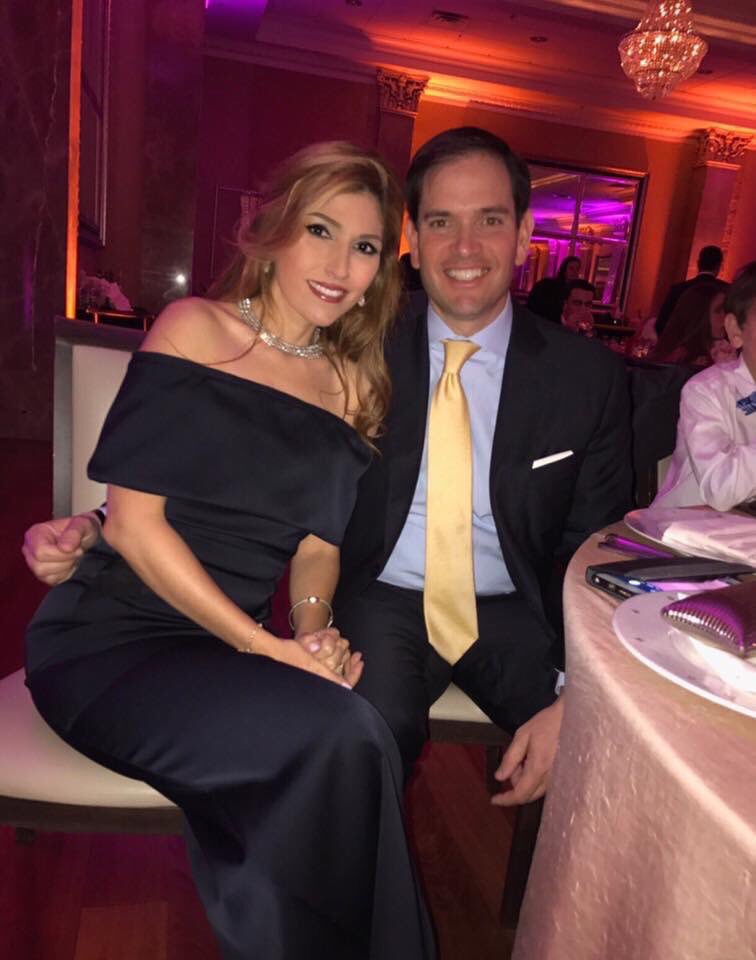 oceanwaves347's tweet image. Happy 19th Anniversary to @marcorubio &amp;amp; @jeanettedr4 
🎂💜🥂