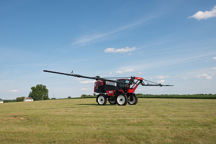 It's all about the boom. With boom widths up to 135 feet, we offer options  to match your needs and increase your productivity.