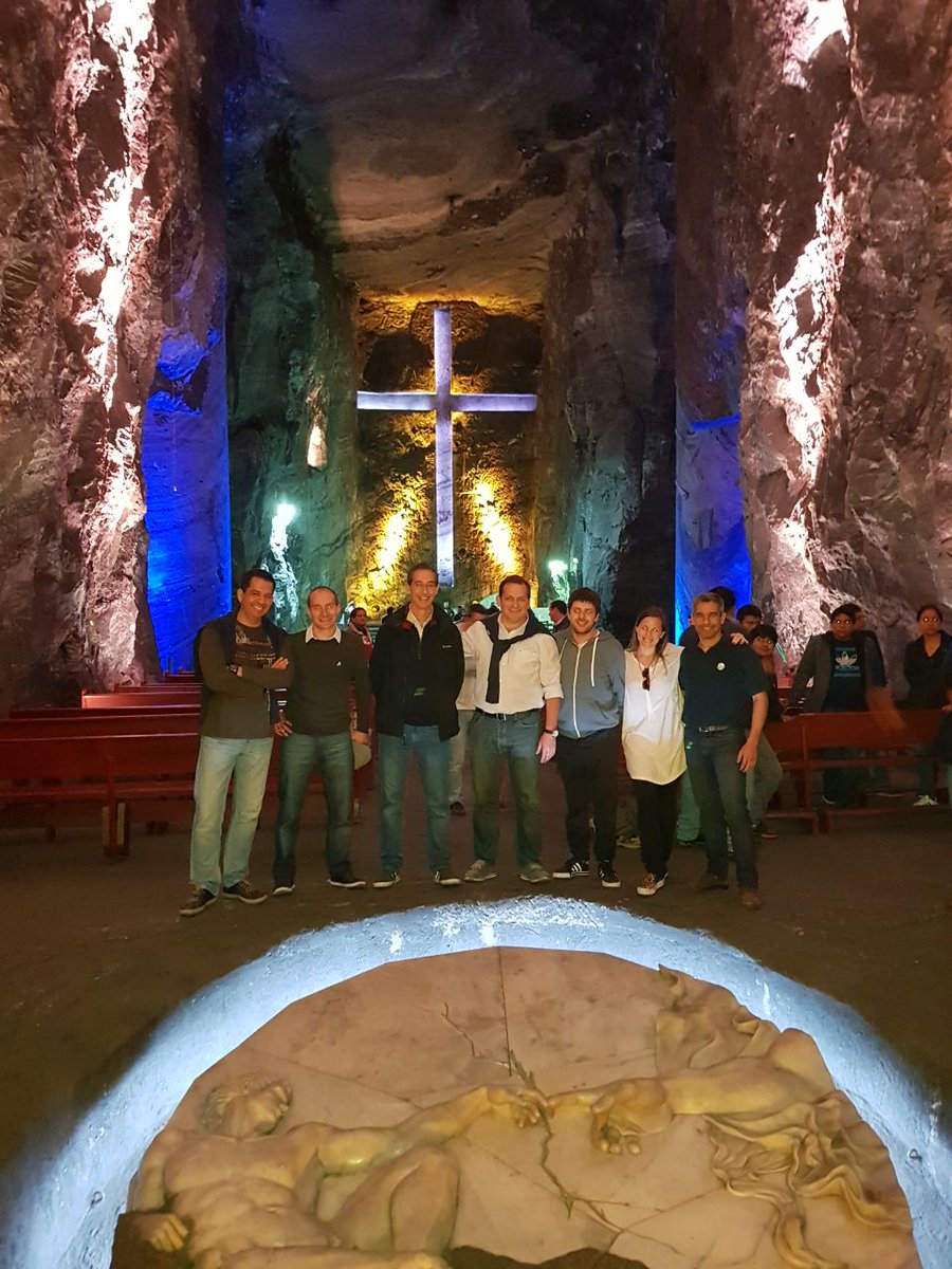 CevaConoSur's tweet photo. El #PoultryTeam de #CevaArgentina disfrutando de una de las maravillas de #Colombia la Iglesia de Sal https://t.co/cLjaJN4ihH