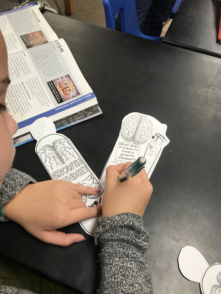 SnellDawnette's tweet photo. Ss learn about adaptability and having a growth mind set by setting goals#CISDCompetitiveEdge https://t.co/l3Y9lYqqYv