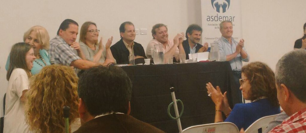 marceloartime's tweet photo. Gracias #Asdemar por darme la oportunidad de contar nuestras propuestas para las personas con discapacidad @MarcosFolgar https://t.co/eDct95604v